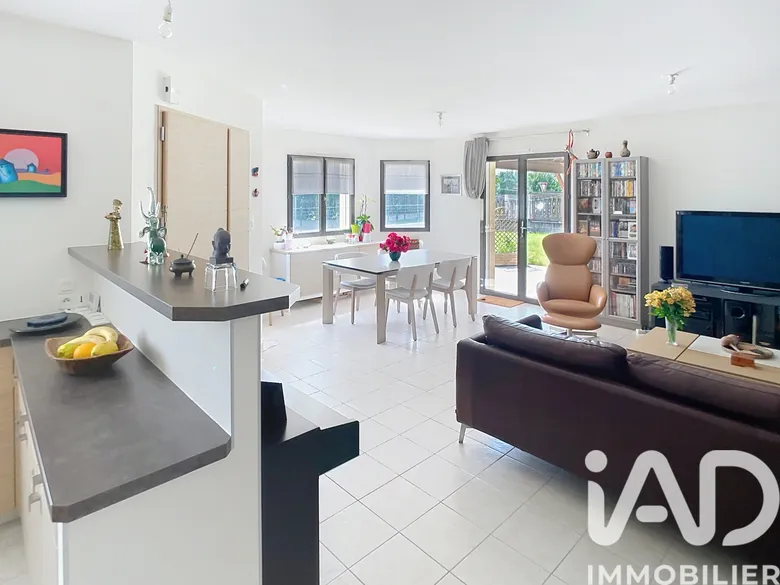 Maison 7 pièces 162 m² · à Janzé · 162 m² · 390 000 €