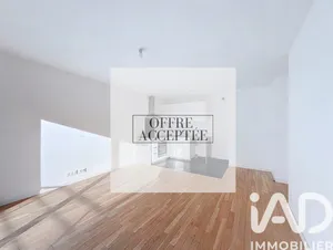 Apartment in Cachan (94230)
