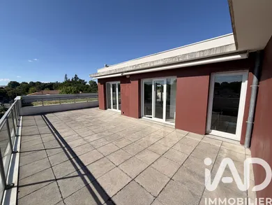 Appartement à Saint-Médard-en-Jalles (33160)