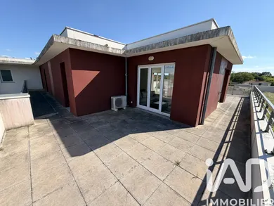 Appartement à Saint-Médard-en-Jalles (33160)