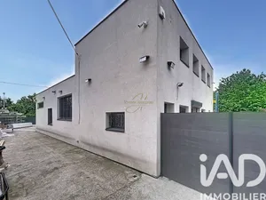 Murs commerciaux à Aulnay-sous-Bois (93600)