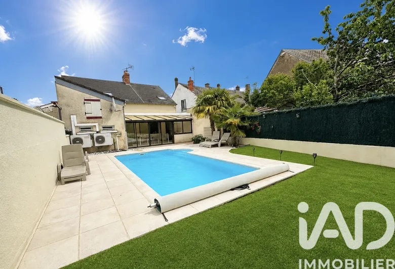 Maison 4 pièces 155 m² · à Issoudun · 155 m² · 217 000 €