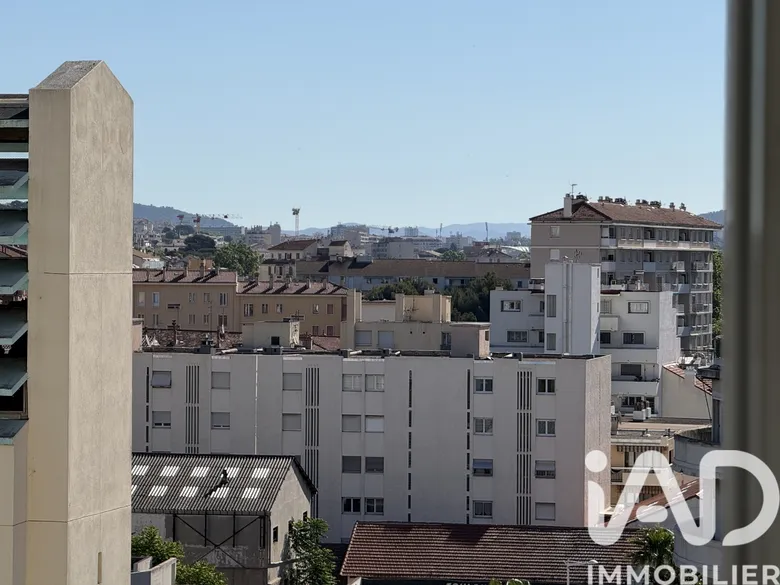 Appartement 3 pièces 56 m² · à Toulon · 55,7 m² · 143 000 €