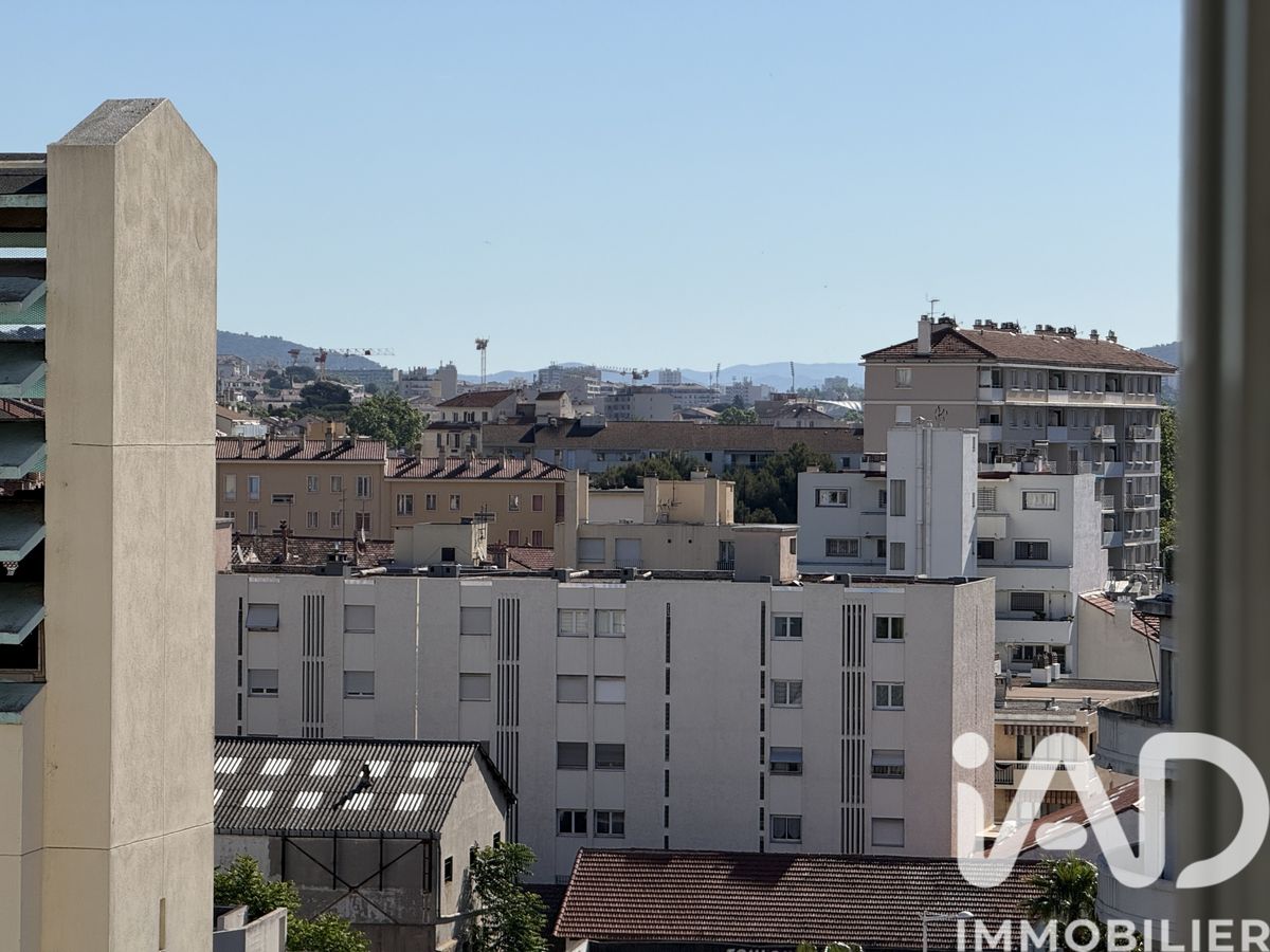 Vente appartement à Toulon (83000) : appartement 3 pièces 56 m²