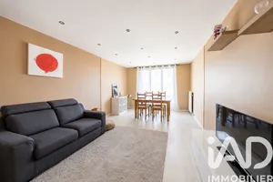 Apartment in Thiais (94320)