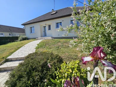 Maison à Connerré (72160)