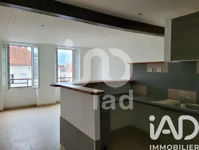 Immeuble à Commentry (03600)