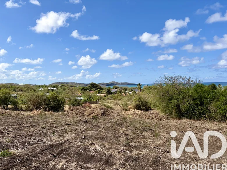 Terrain à bâtir à Le Vauclin (97280) · 192 000 €