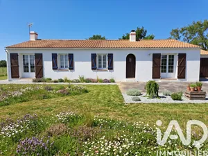 Traditional house in Notre-Dame-de-Monts (85690)
