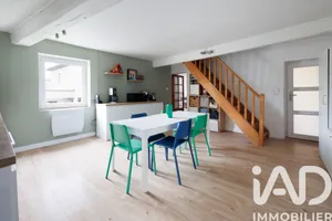 Maison de village à Saint-Genis-les-Ollières (69290)