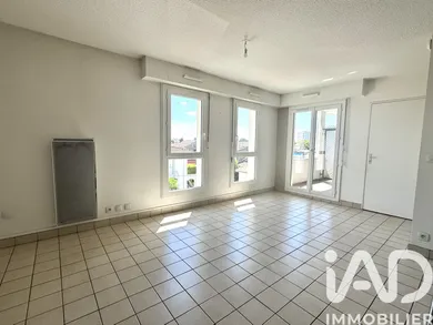 Appartement à Bordeaux (33200)