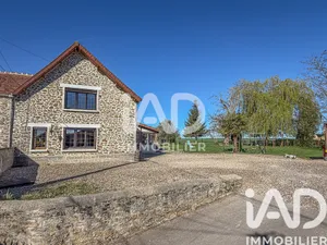 House in Beautheil Saints (77120)