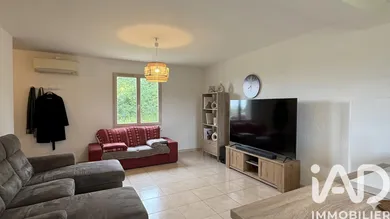 House in Saint-Valérien (89150)