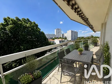 Appartement à Bordeaux (33200)