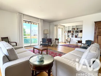 Appartement à Bordeaux (33200)