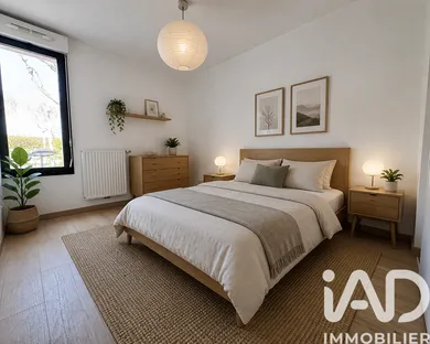 Apartment in Bordeaux (33100)