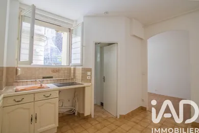 Apartment in Paris (75018)