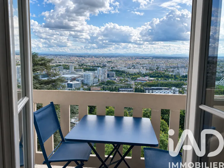 Appartement 3 pièces 63 m² · à Sainte-Foy-lès-Lyon · 62,7 m² · 275 000 €