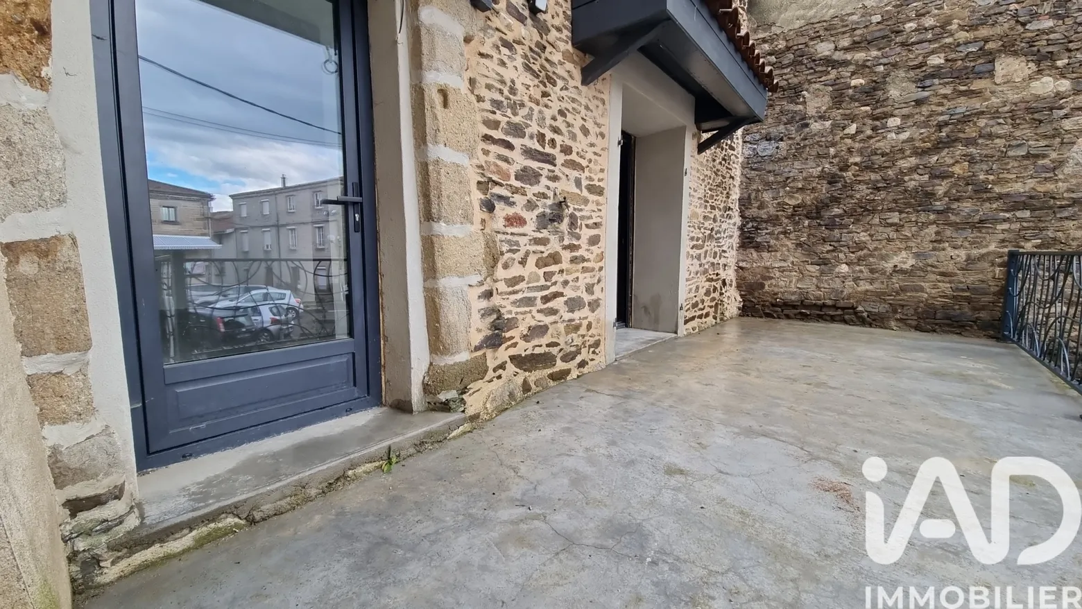 Vente maison à Genilac (42800) : maison 5 pièces 125 m² - 2018676 — 2