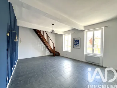 Immeuble à Bagnols-sur-Cèze (30200)