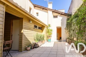 Appartement à Bordeaux (33800)