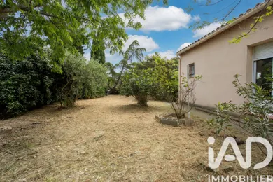 House in Estézargues (30390)