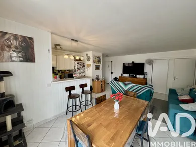Apartment in Chilly-Mazarin (91380)
