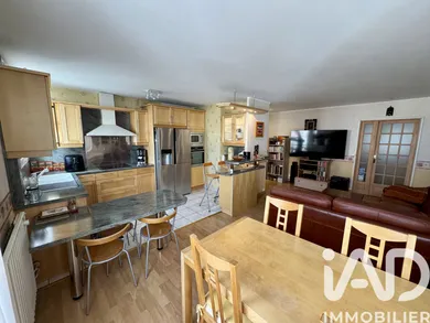 Apartment in Chilly-Mazarin (91380)