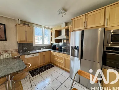 Apartment in Chilly-Mazarin (91380)