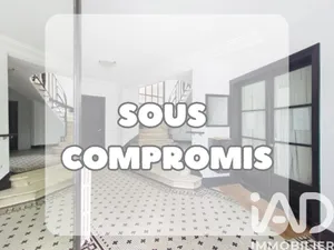 Apartment in Paris (75018)