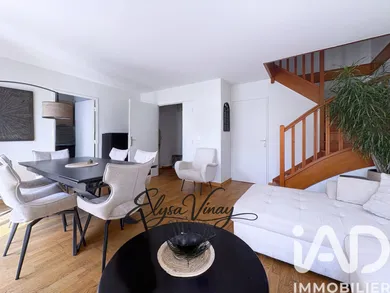 Duplex in Mantes-la-Jolie (78200)