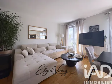 Duplex in Mantes-la-Jolie (78200)