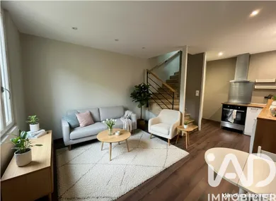 Townhouse in Bordeaux (33800)