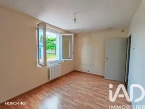 Park home in Varennes-sur-Loire (49730)