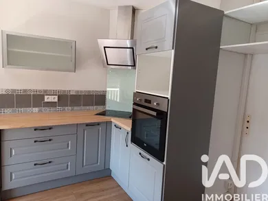 Apartment in Angers (49100)