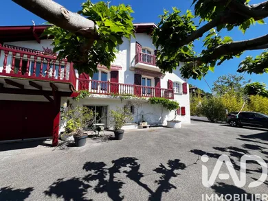 Maison à Ustaritz (64480)