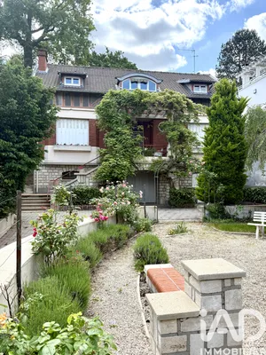 Maison à Ville-d'Avray (92410)