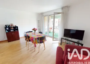 Apartment in Hyères (83400)