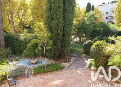 Apartment in Hyères (83400)
