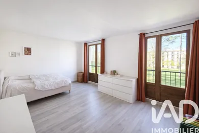 Apartment in Brie-Comte-Robert (77170)