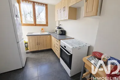 Apartment in Brie-Comte-Robert (77170)