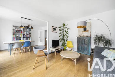 Apartment in Cachan (94230)