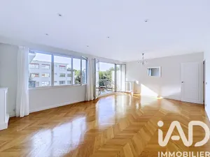 Appartement à Suresnes (92150)