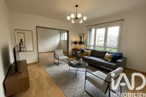 Apartment in Yerres (91330)