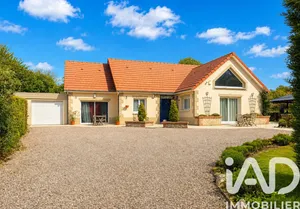 Maison d'architecte à Neuville-Ferrières (76270)