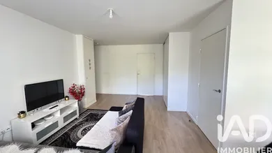 Apartment in Melun (77000)