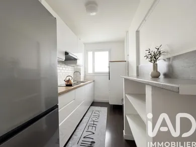 Apartment in Thiais (94320)