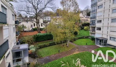 Apartment in Le Pecq (78230)