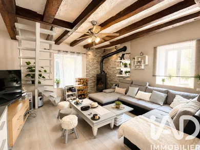 Maison à Saint-Cyr-sur-Loire (37540)