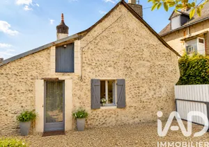 House in Saint-Cyr-sur-Loire (37540)